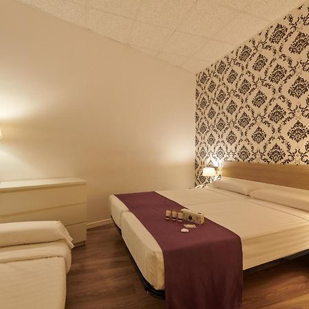 Hostal Mayerling Centro Barcelona Kültér fotó