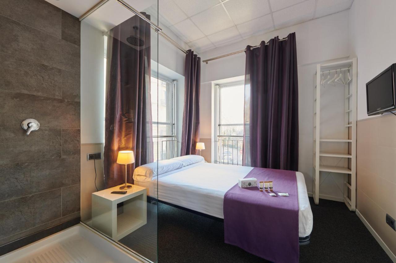 Hostal Mayerling Centro Barcelona Kültér fotó