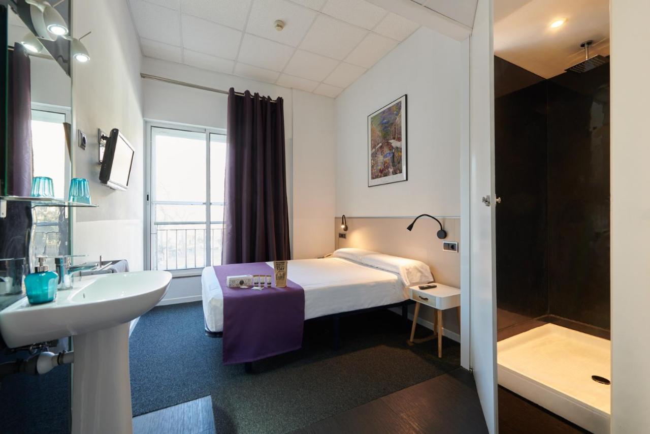 Hostal Mayerling Centro Barcelona Kültér fotó