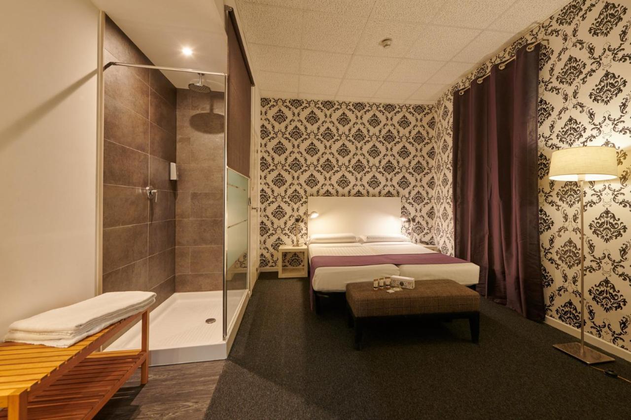 Hostal Mayerling Centro Barcelona Kültér fotó
